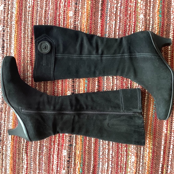 La Canadienne Dorina tall black suede boots sz 8 - Picture 2 of 4